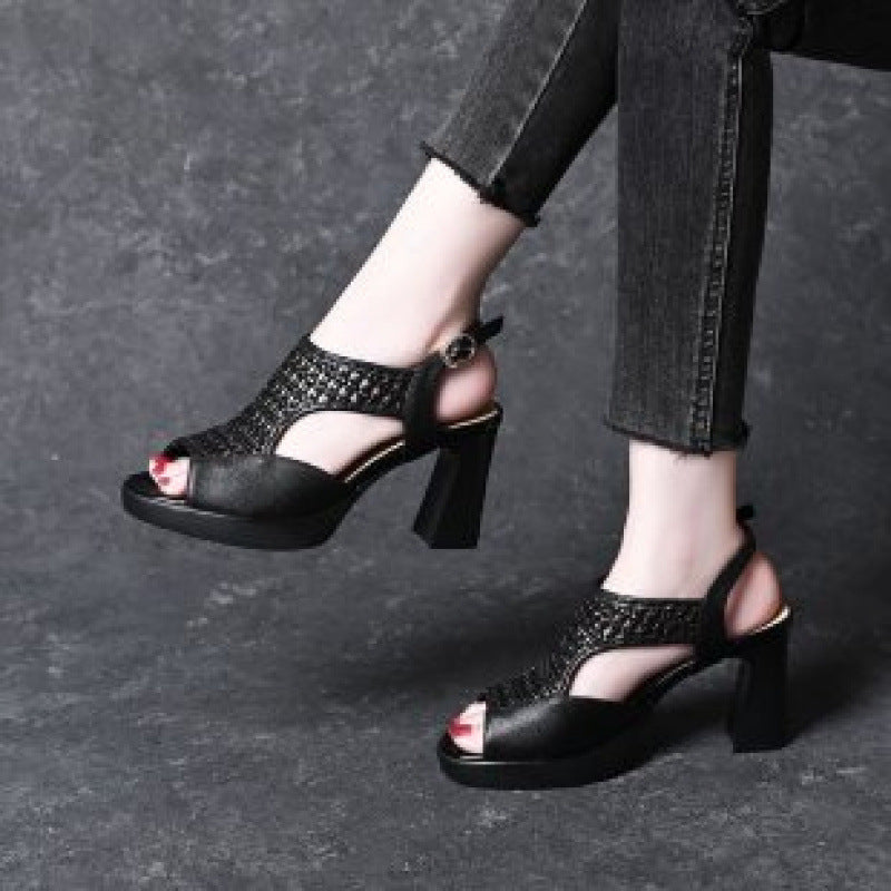 【35-40】👡2025 Nowe letnie sandały, płaski obcas, odkryte palce, gruba podeszwa i płaski obcas, rybi pysk (wysokość obcasa 5/7 cm)