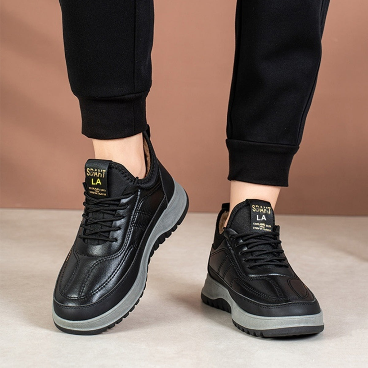 ⛄🔥【39-45】2025 Muške zimske ležerne sportske cipele, prava koža, vodootporne, mekani potplat i baršun, nove