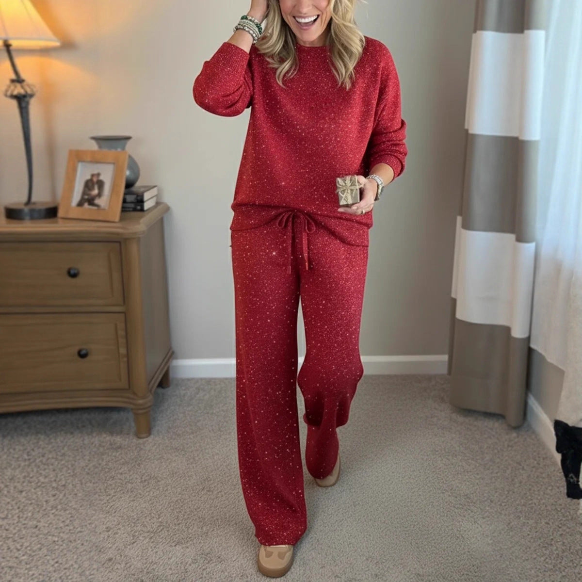 Žensko zimsko odijelo, elegantno i svestrano, vremenski ograničena rasprodaja.