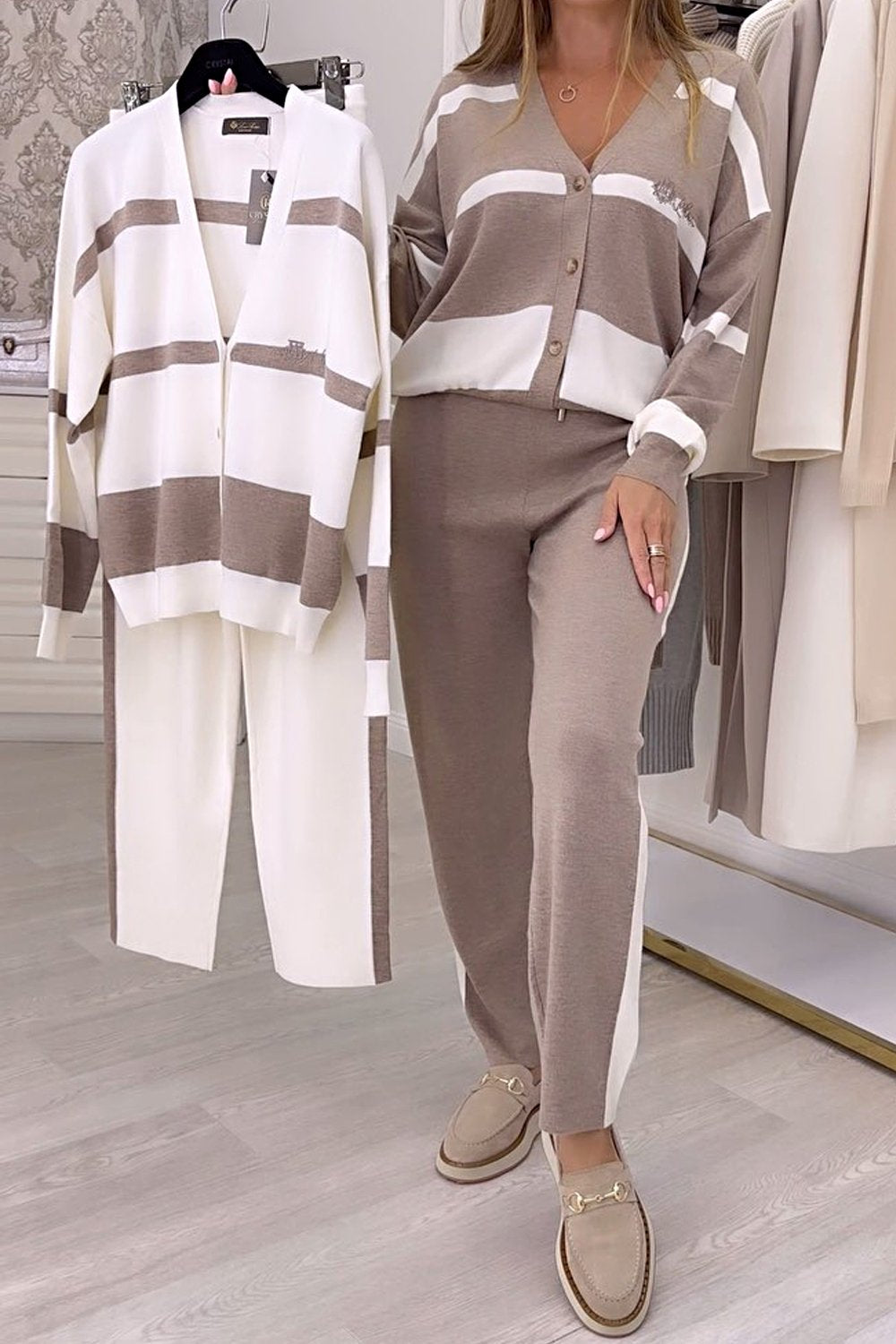 🔥🐏💖Compra 1 y llévate 1 gratis🍂Nueva temporada otoño-invierno, conjunto de suéter de punto de alta calidad y moda, cómodo y versátil para el día a día.