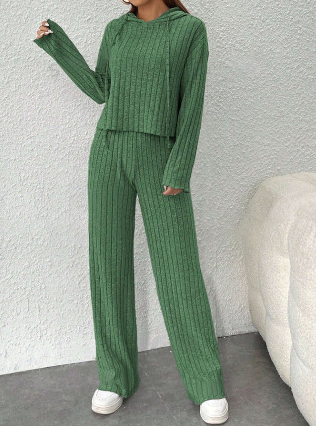 Ženski pleteni top s kapuco in široke hlače iz dveh delov