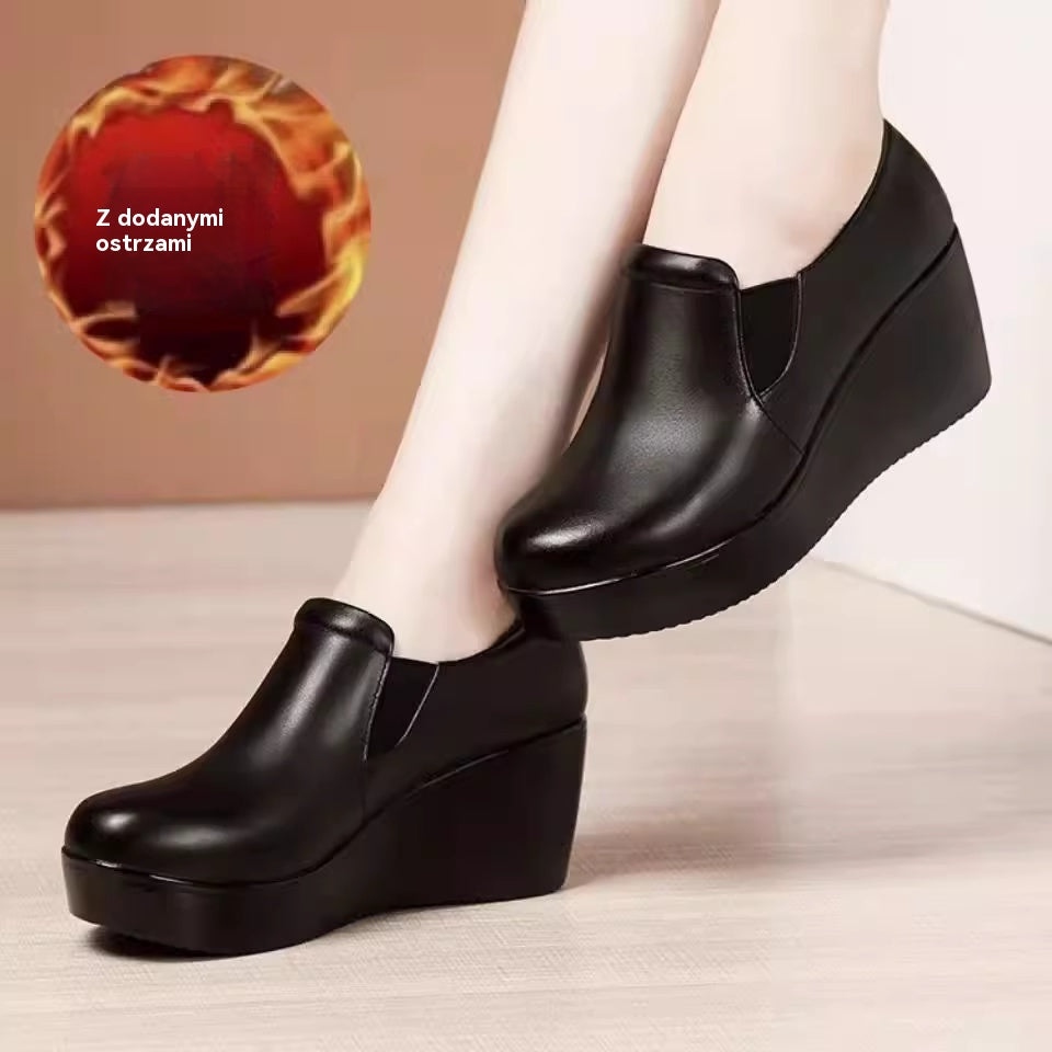 【35-40】💖🔥2025 nowe damskie buty na grubej podeszwie dla matek w średnim i starszym wieku, antypoślizgowe płaskie buty skórzane, wygodne i swobodne, wsuwane