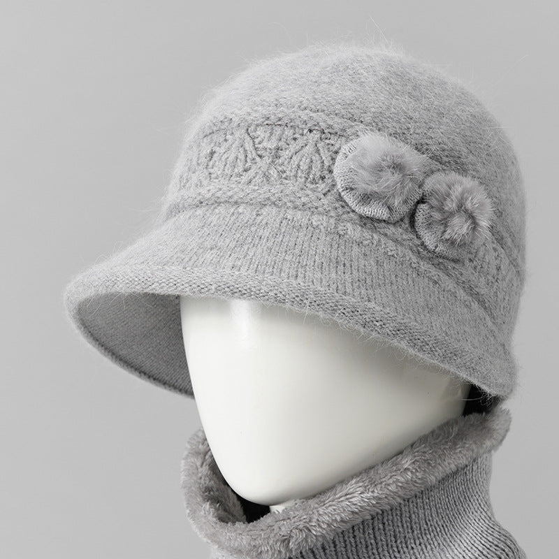 🧶 Topel spremljevalec pozimi: topla pletena volnena kapa