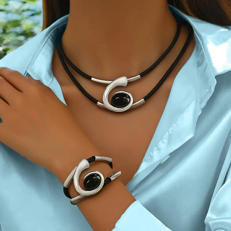 ✨🔥【Compra uno y llévate otro gratis】Conjunto de collar y pulsera de piedras preciosas de estilo bohemio